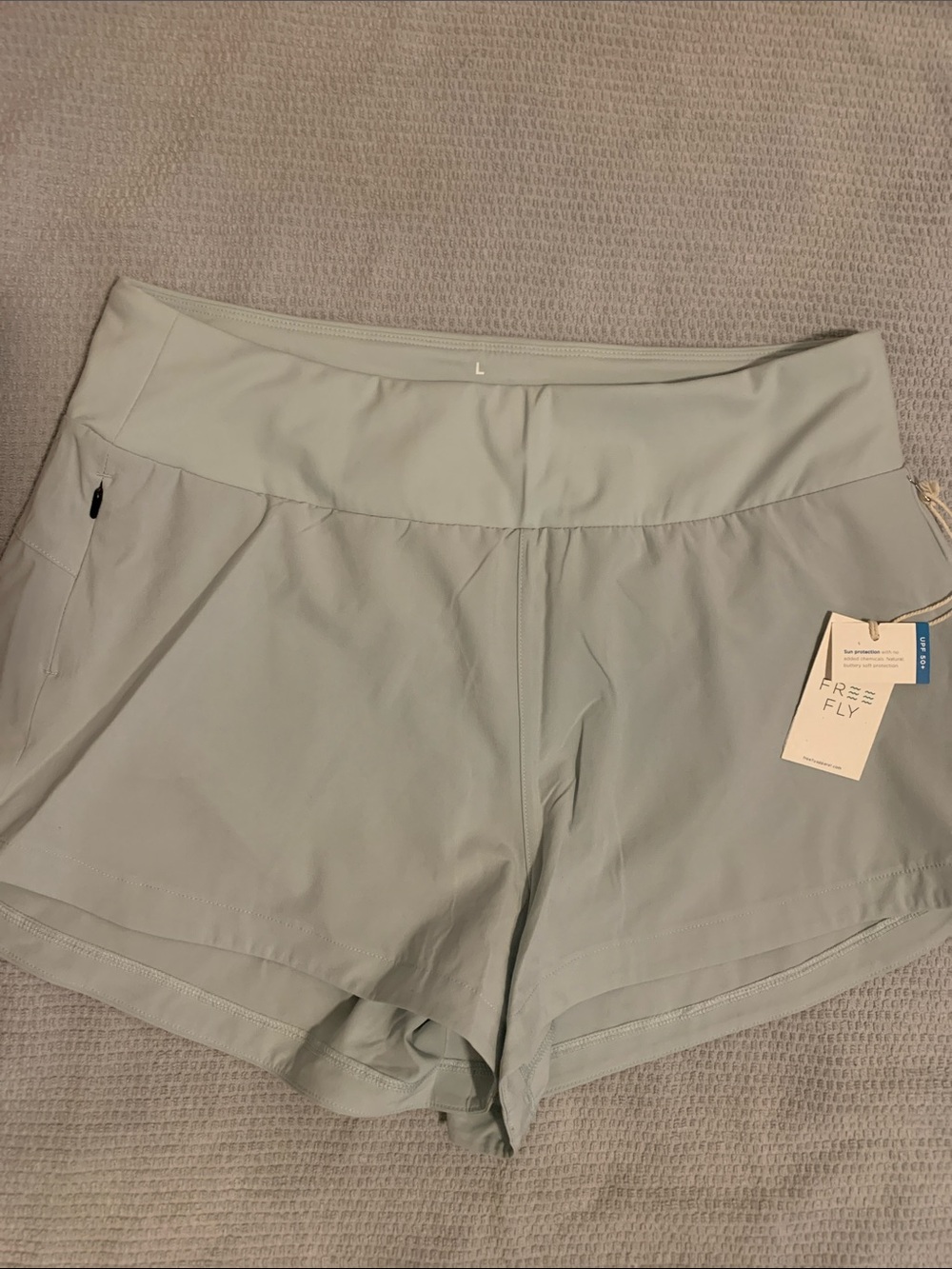 Women’s free fly bamboo lined active breeze shorts! NWT